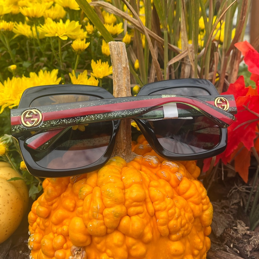 Gucci Oversized Logo Sunglasses
